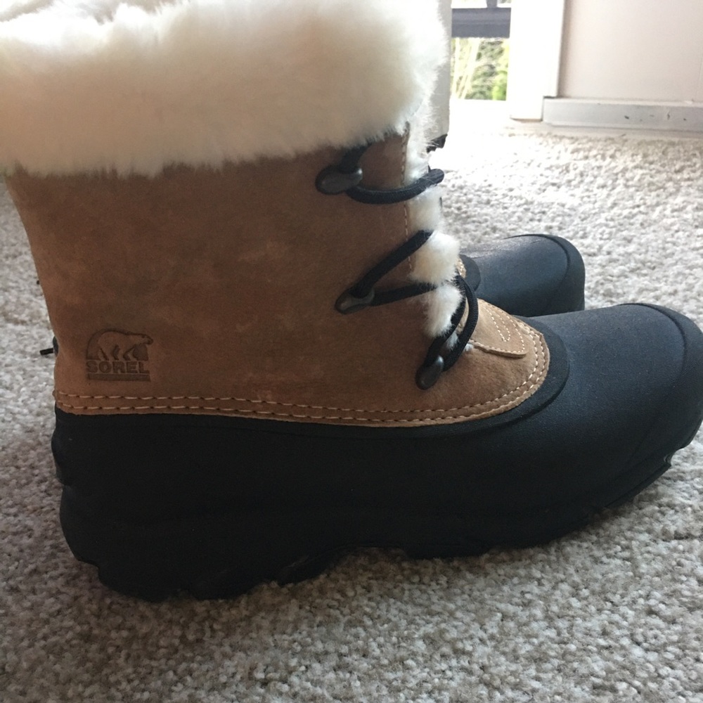 Sorel snow / rain proof boots